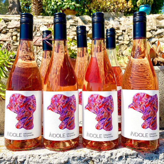 Chill . Pour . Drink . Repeat - Valencia’s Organic Tempranillo Rosé